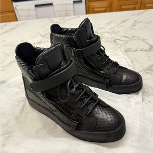 Giuseppe Zanotti Design Black Leather Sneakers